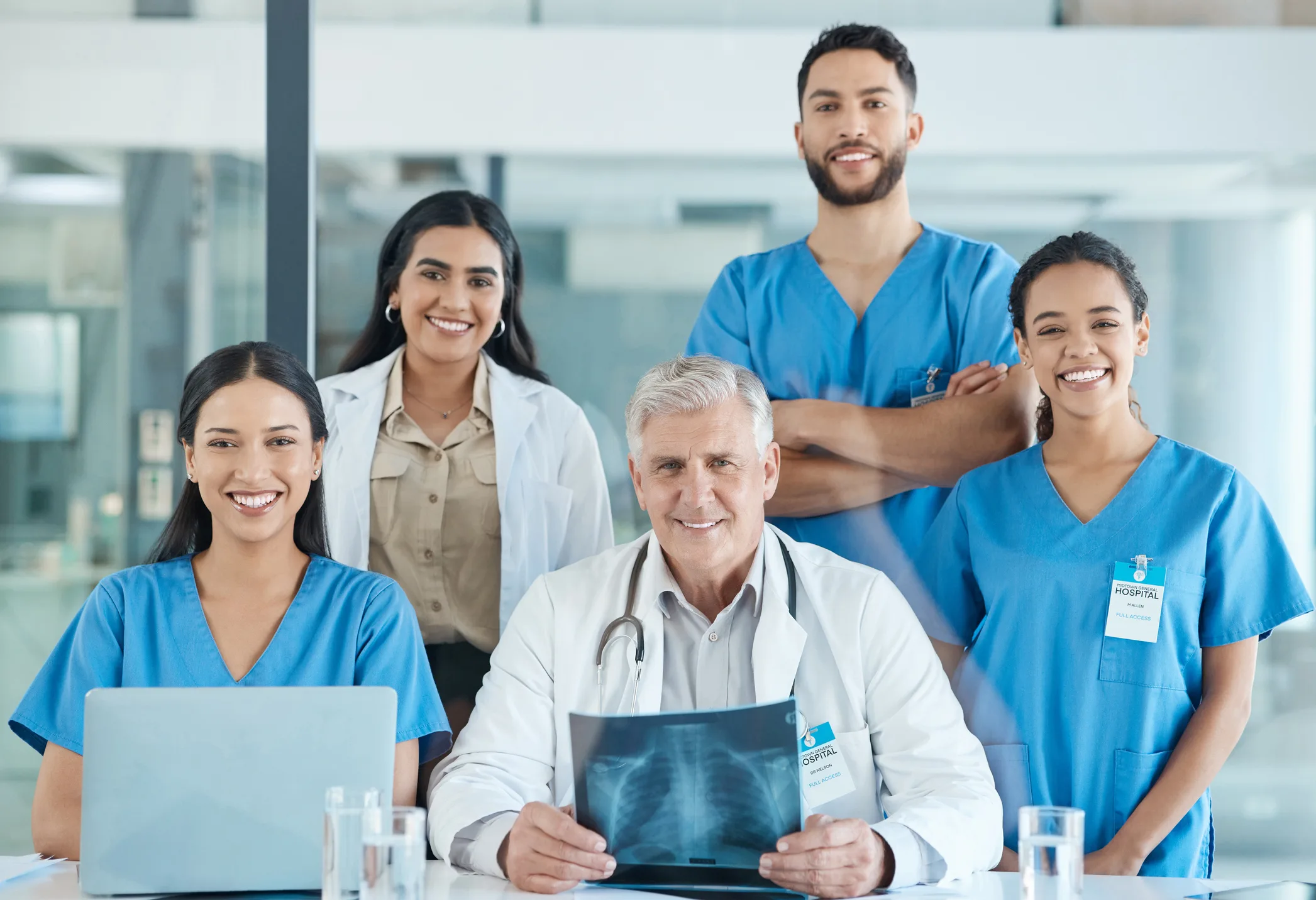 Medsynaptic imaging professionals collaborating